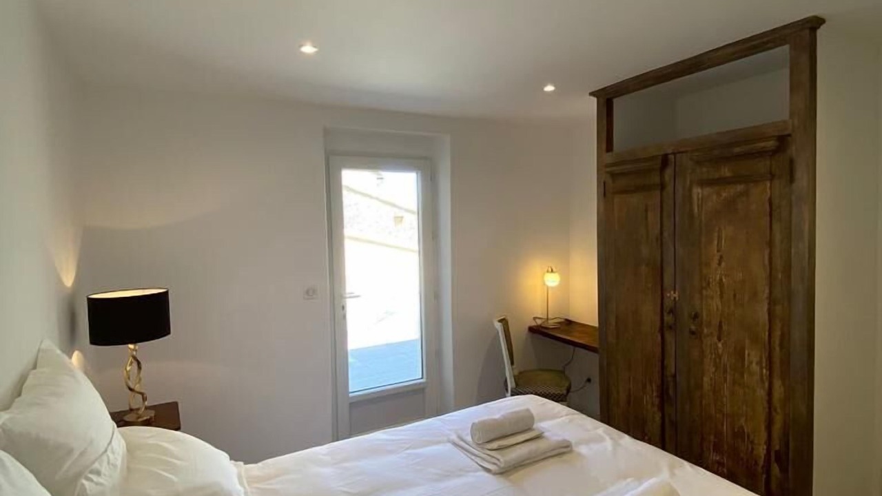 Photo of Bedroom in Apt