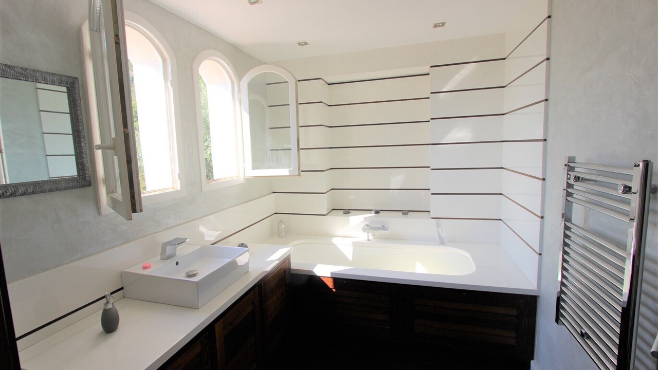 Photo of Bathroom in Cavalaire-sur-Mer