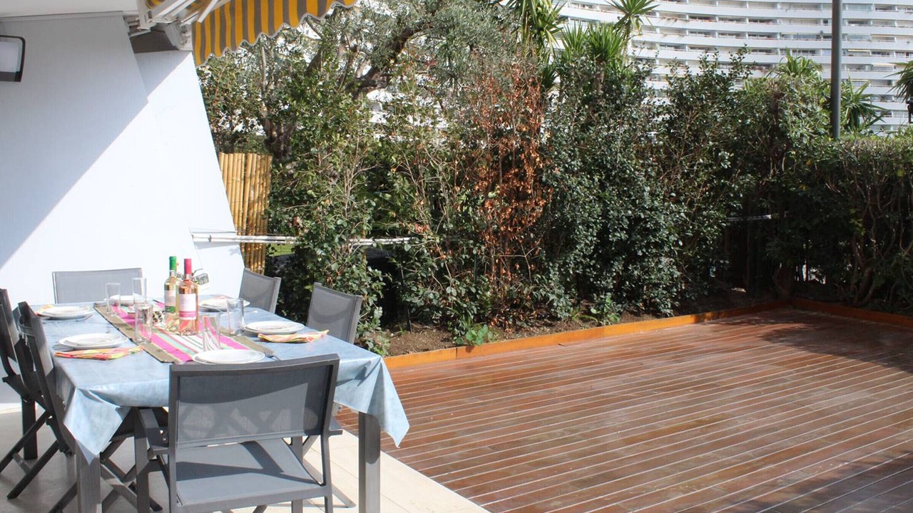 Photo of Outdoor in Villeneuve Loubet Beach