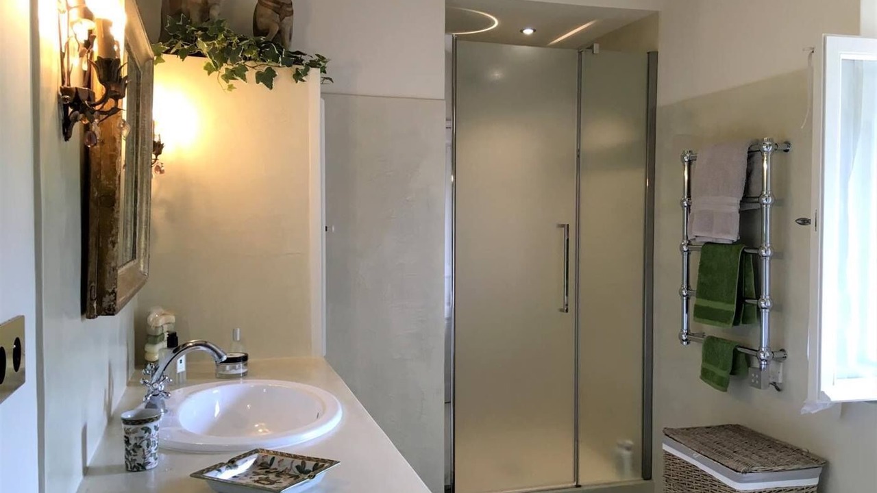 Photo of Bathroom in Bonnieux