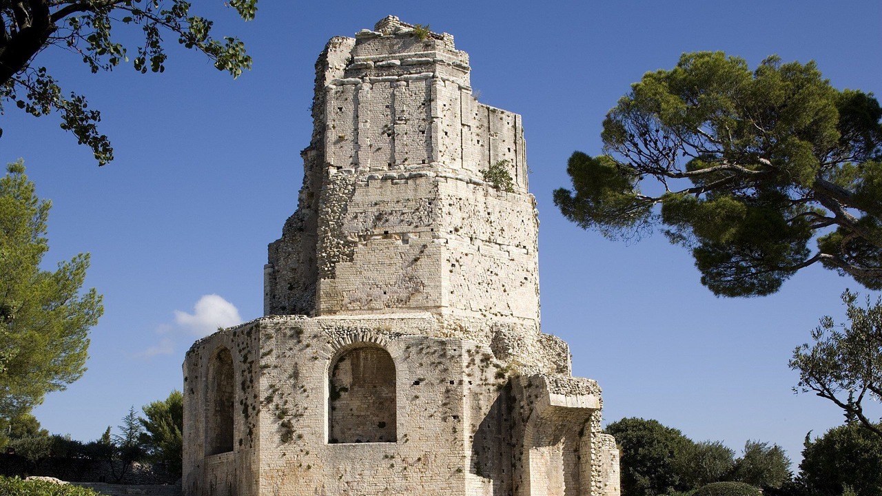 Photo of Others in Nimes City Centre