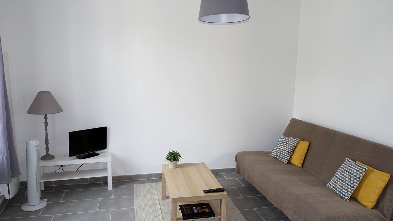 Photo of Livingroom in Nimes City Centre