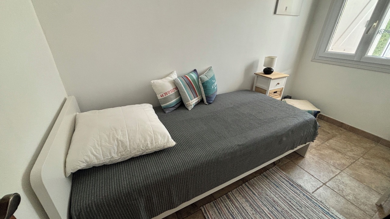 Photo of Bedroom in Lamanon