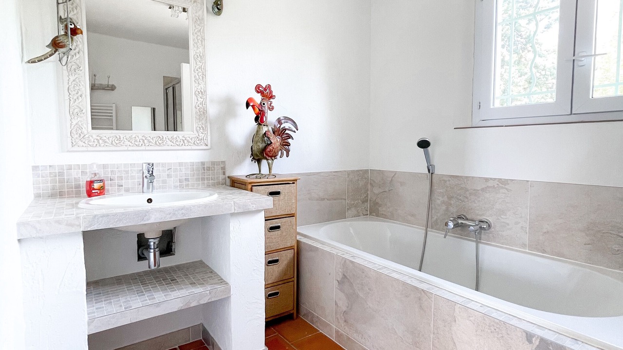 Photo of Bathroom in Saint-Cezaire-sur-Siagne