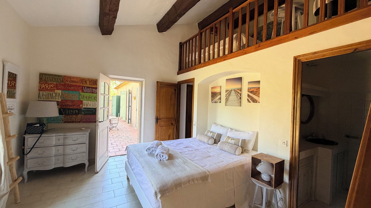 Photo of Bedroom in Saint-Tropez