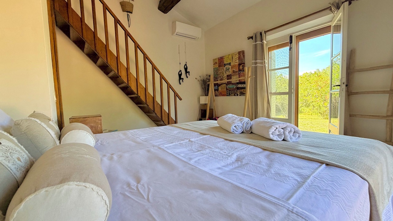 Photo of Bedroom in Saint-Tropez