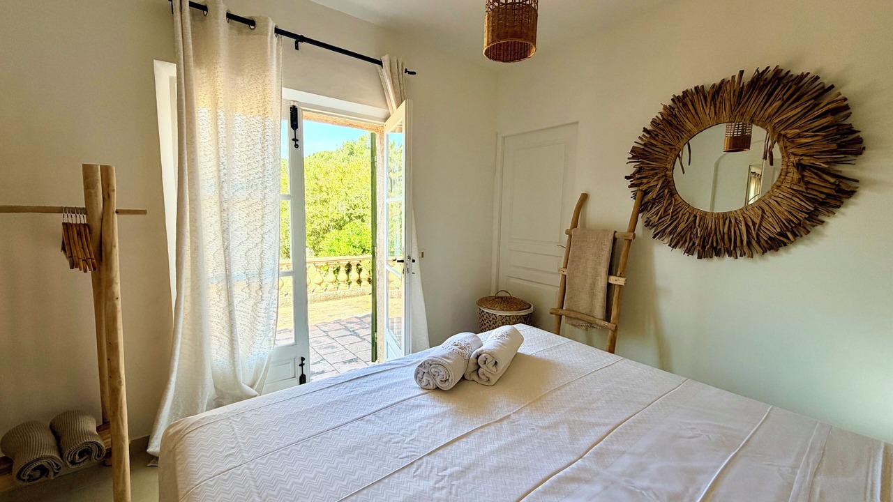 Photo of Bedroom in Saint-Tropez
