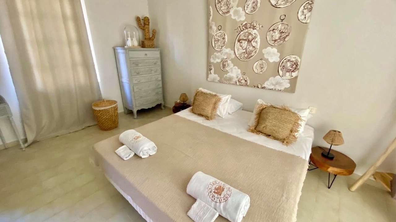 Photo of Bedroom in Saint-Tropez
