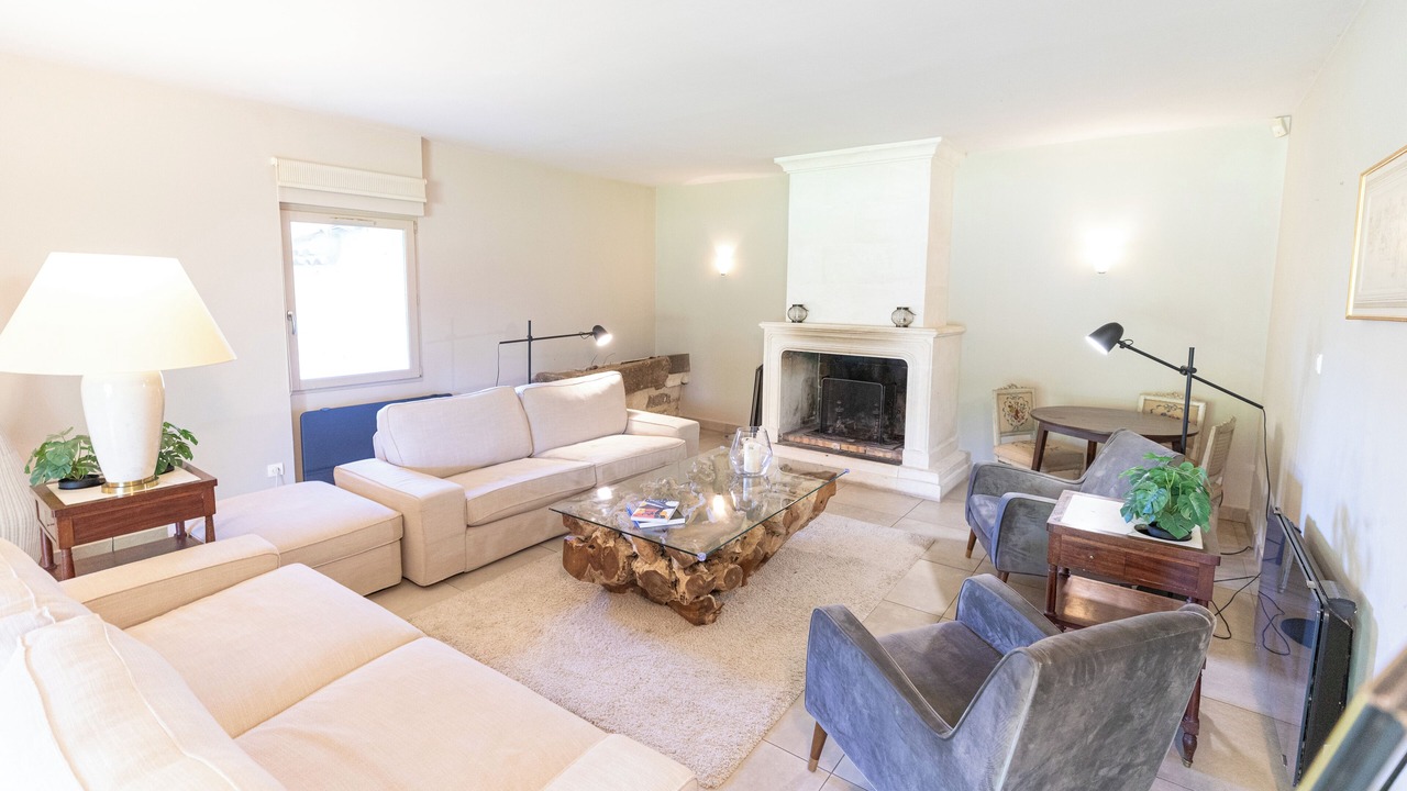Photo of Livingroom in St.-Remy-de-Provence