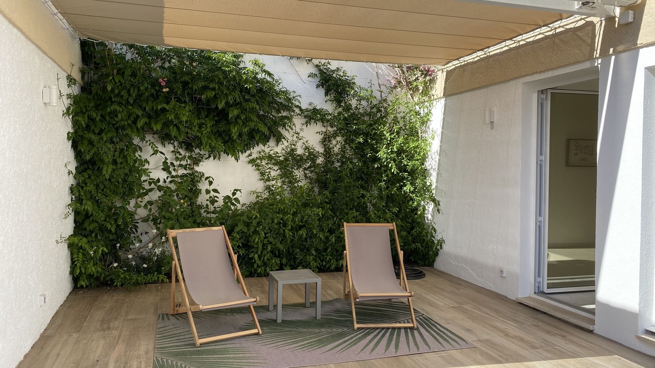 Photo of Patio Balcony in Ramatuelle