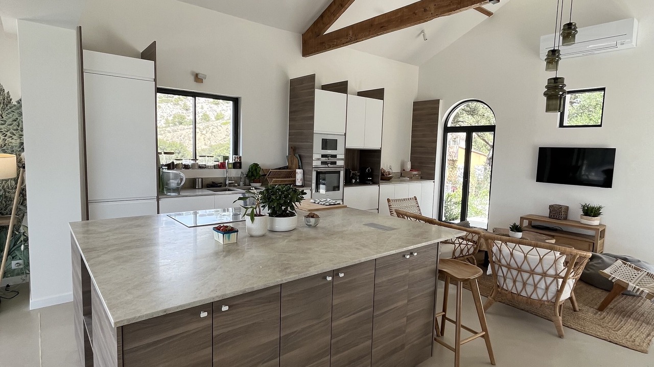 Photo of Kitchen in Ensues-la-Redonne