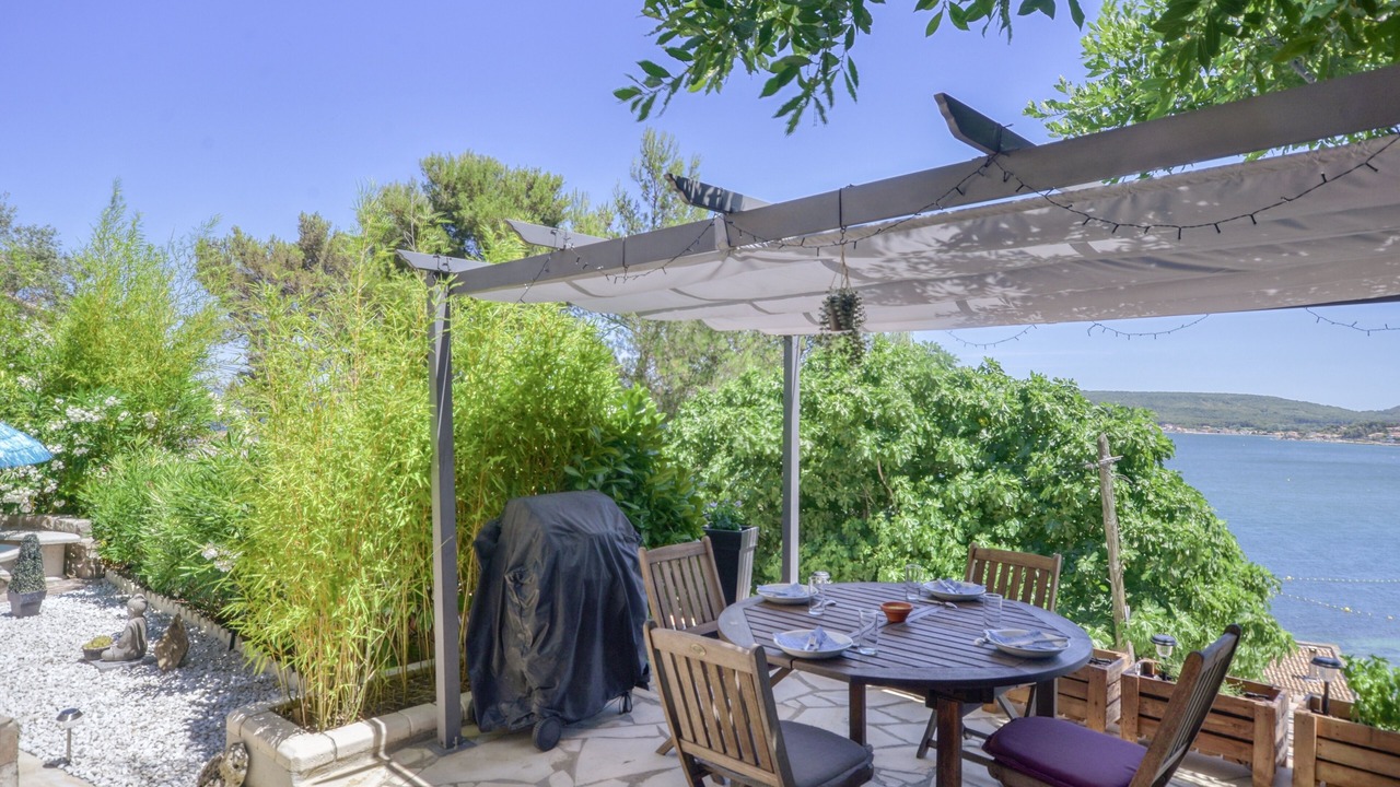 Photo of Outdoor in Istres