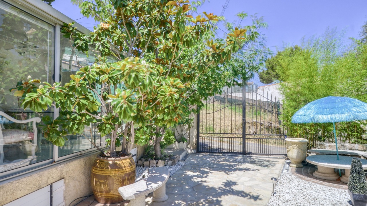 Photo of Patio Balcony in Istres