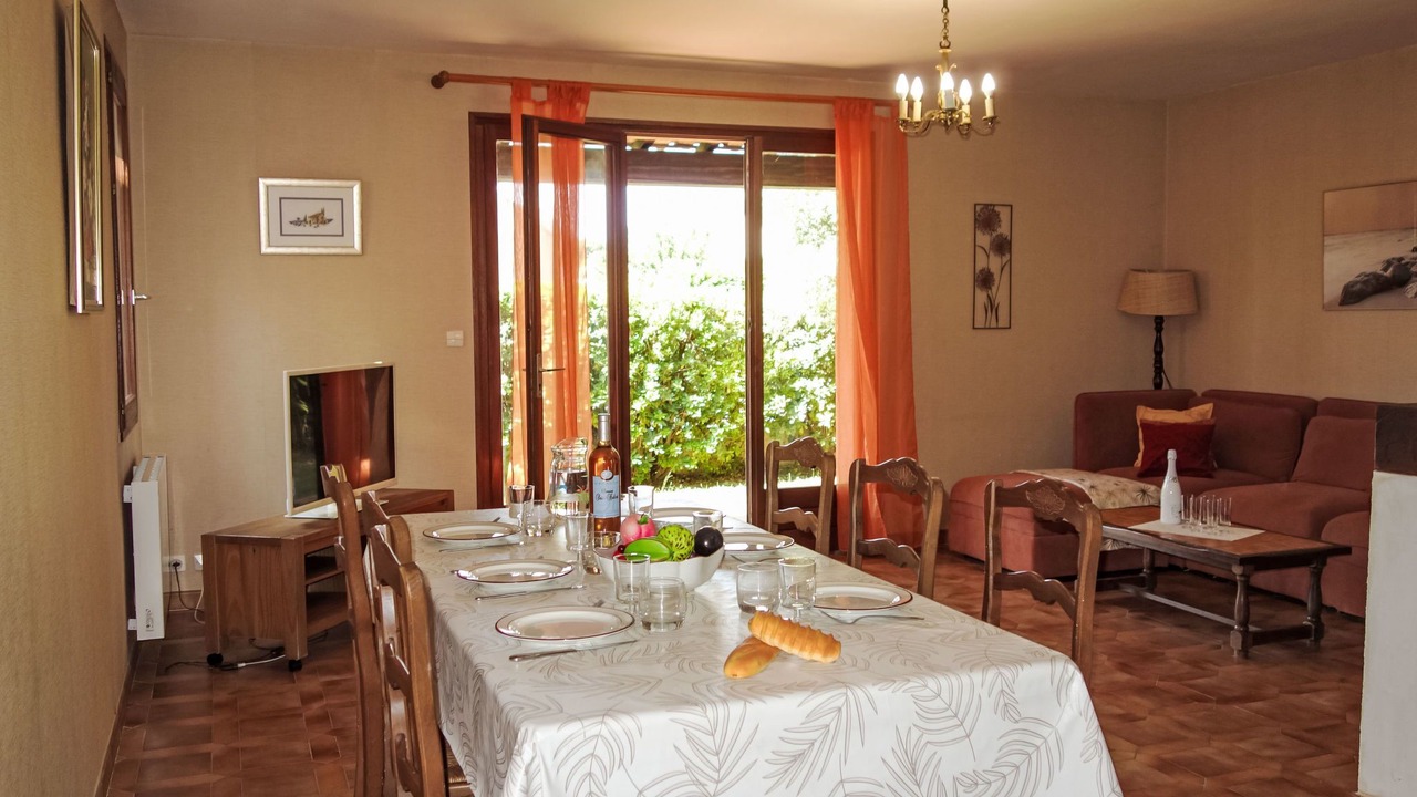 Photo of Bedroom in Saint-Cyr-sur-Mer
