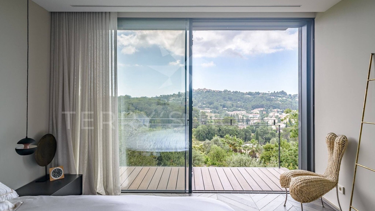 Photo of Bedroom in Mougins
