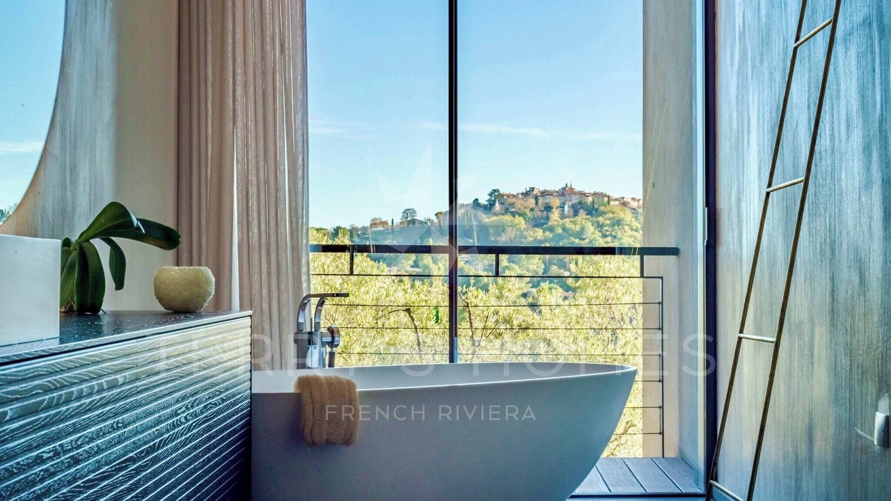 Photo of Bathroom in Mougins