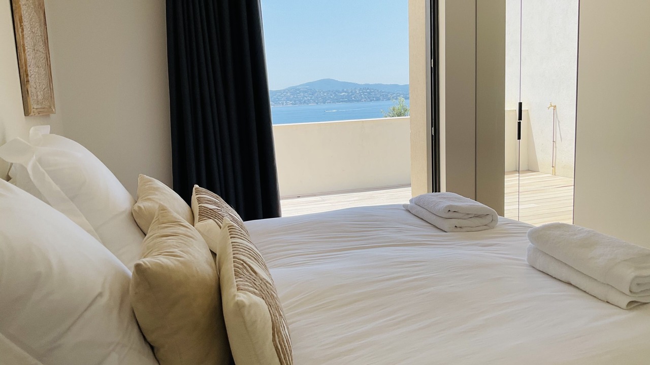 Photo of Bedroom in Guerrevieille