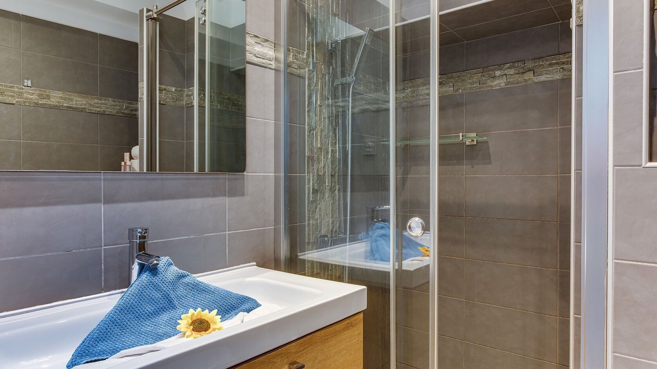 Photo of Bathroom in Carre d'Or