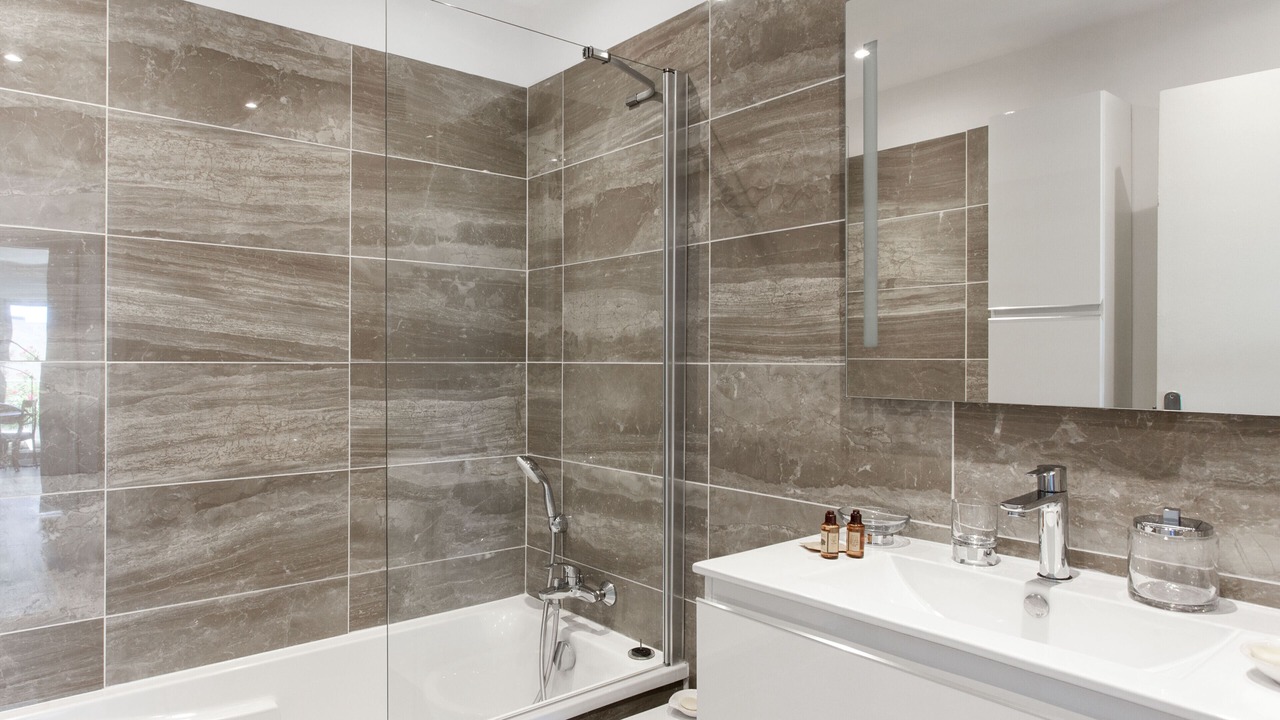 Photo of Bathroom in Carnot