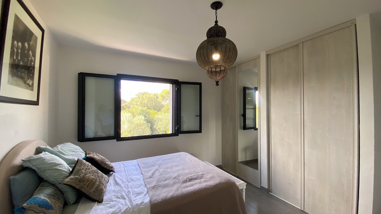 Photo of Bedroom in Quartier des Espesses