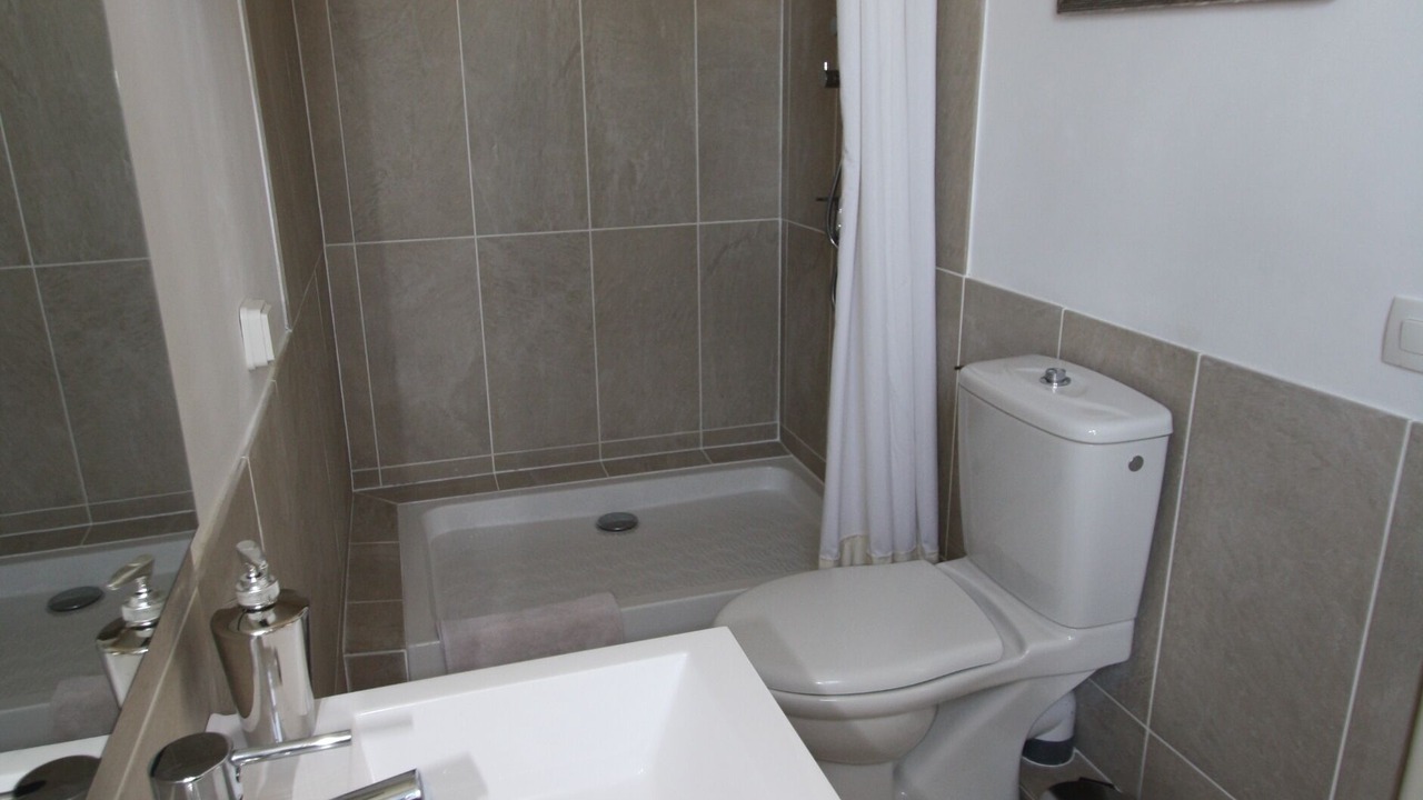 Photo of Bathroom in Thezan-des-Corbieres