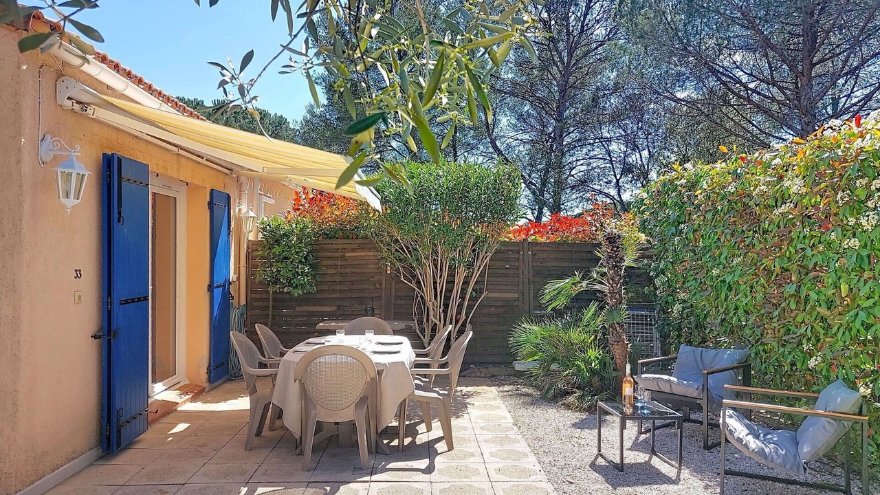 Photo of Outdoor in Le Mitan