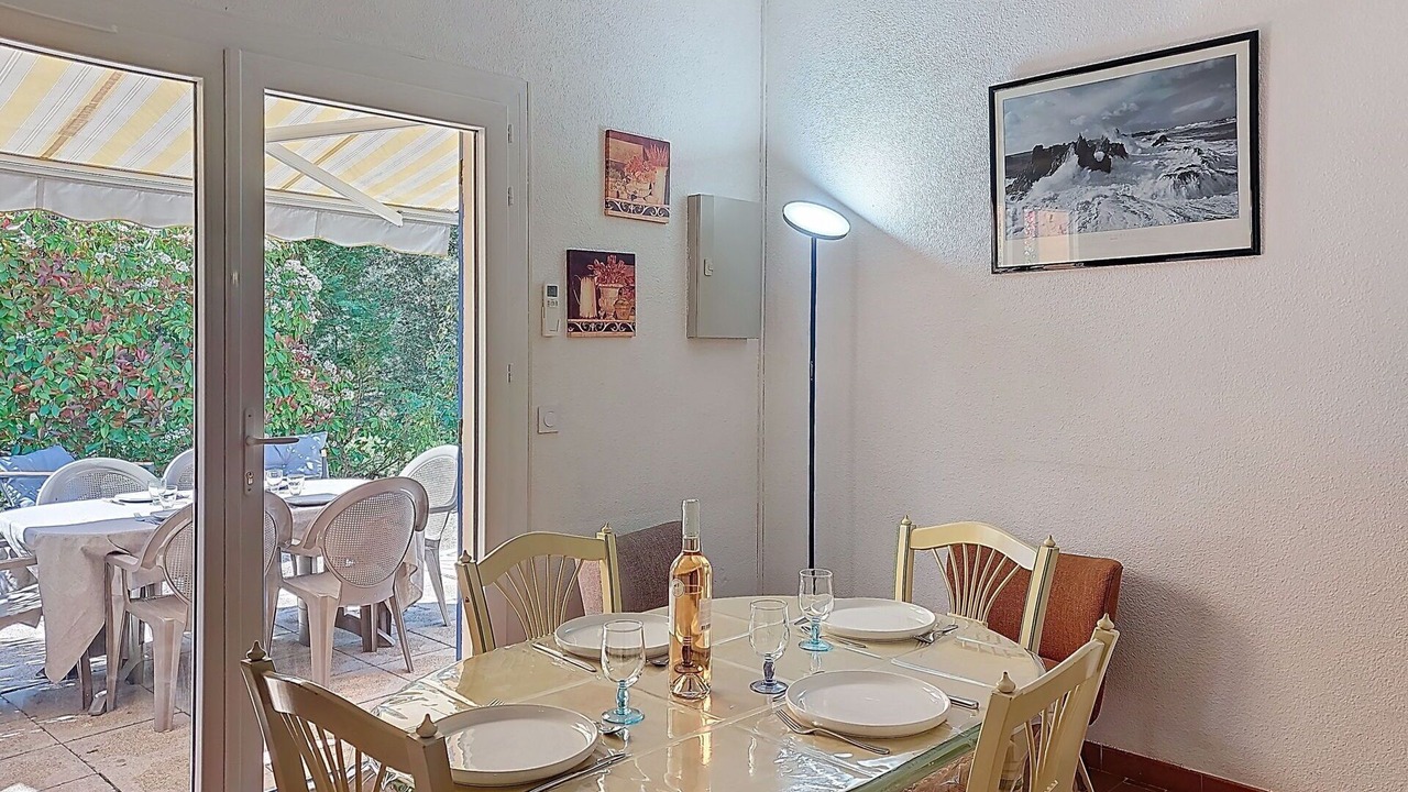 Photo of Bedroom in Le Mitan