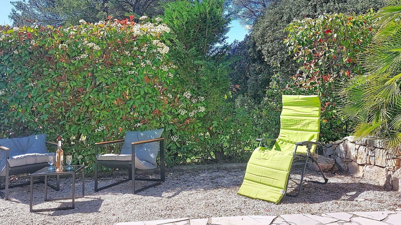 Photo of Outdoor in Le Mitan