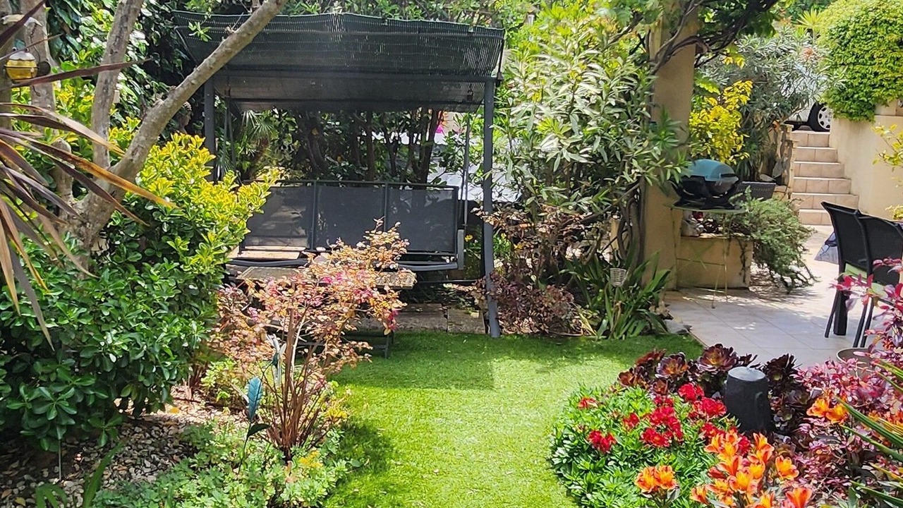 Photo of Outdoor in Saint-Jacques