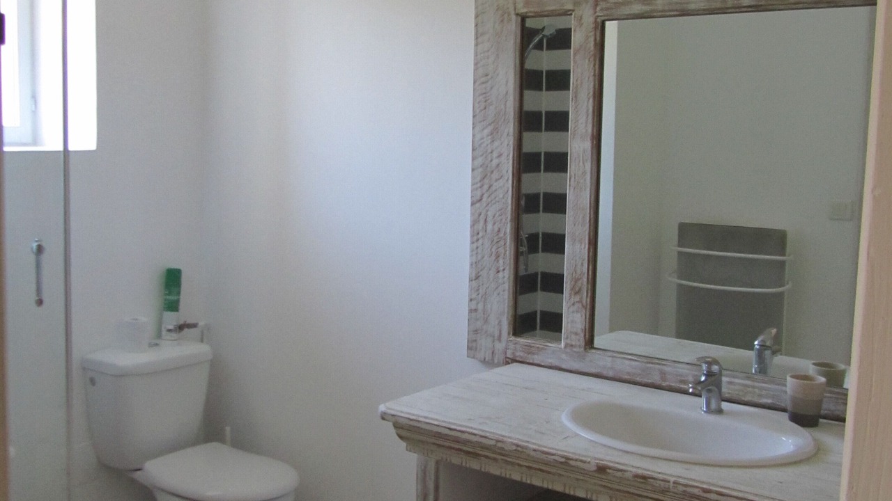 Photo of Bathroom in Cavaillon