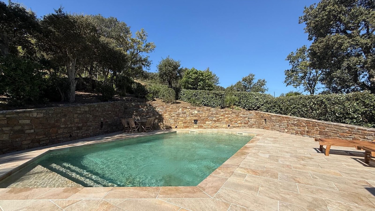 Photo of Outdoor in Cap Benat