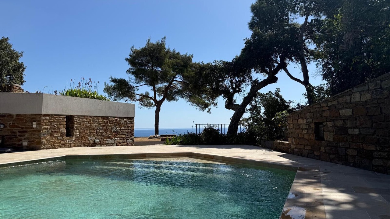 Photo of Outdoor in Cap Benat
