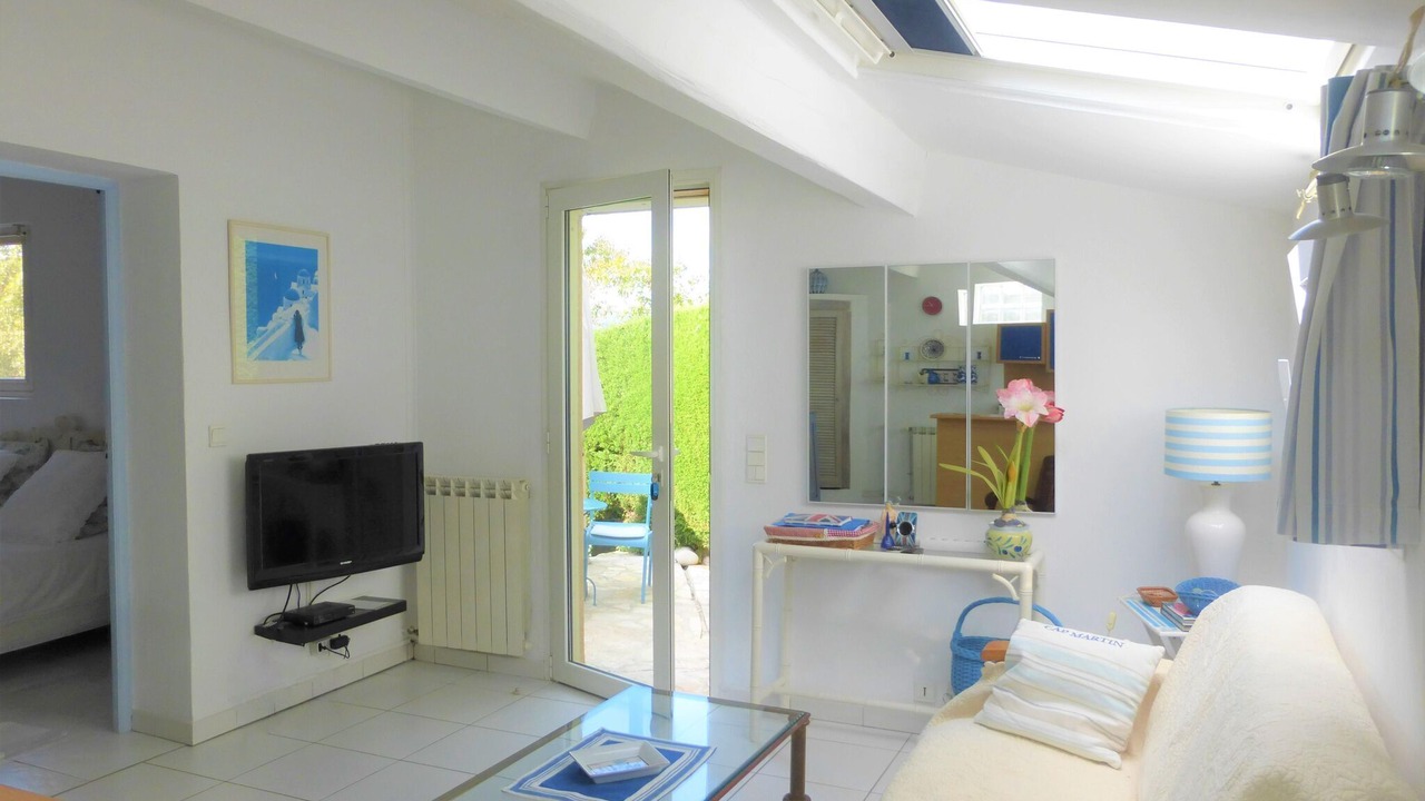 Photo of Livingroom in Pegomas