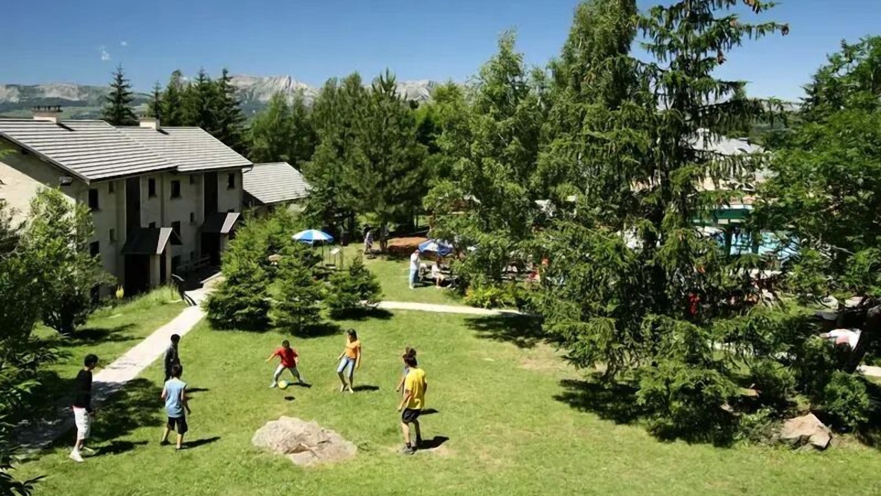 Photo of Outdoor in Saint-Leger-les-Melezes