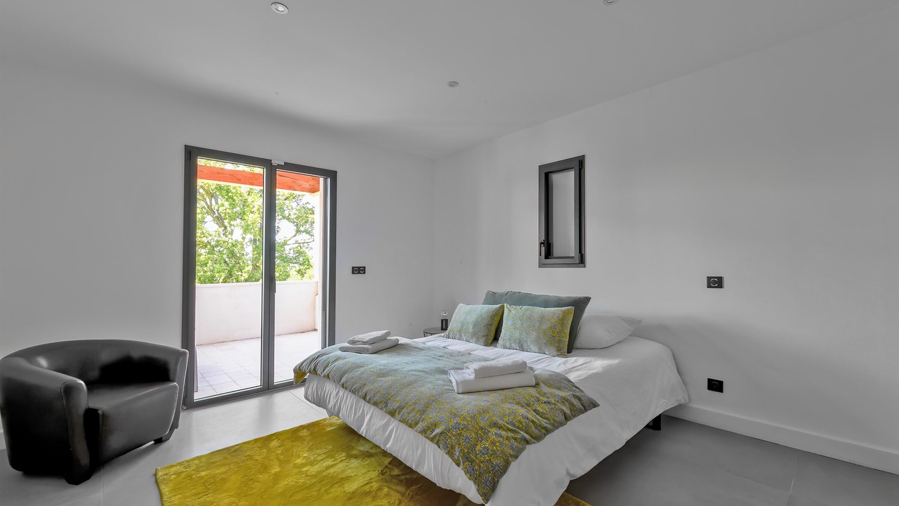 Photo of Bedroom in Eyragues