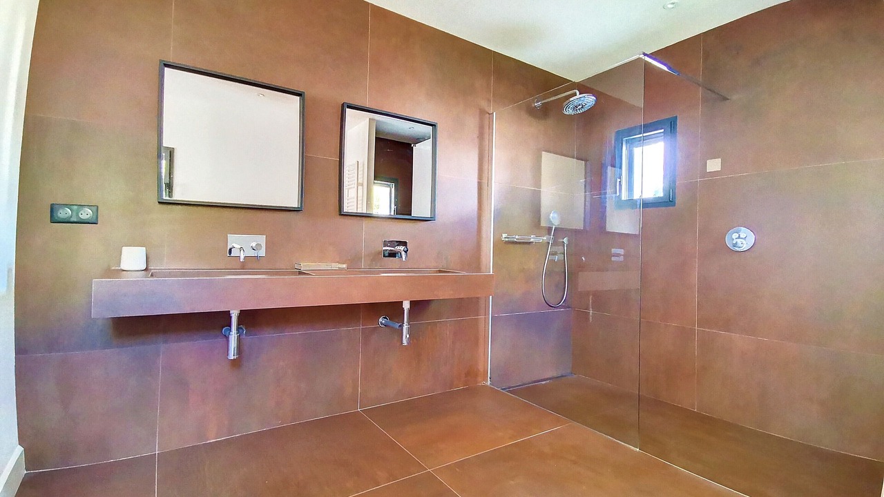 Photo of Bathroom in Eyragues