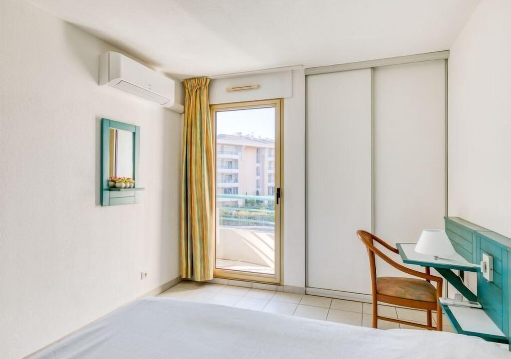 Photo of Bedroom in Frejus Port
