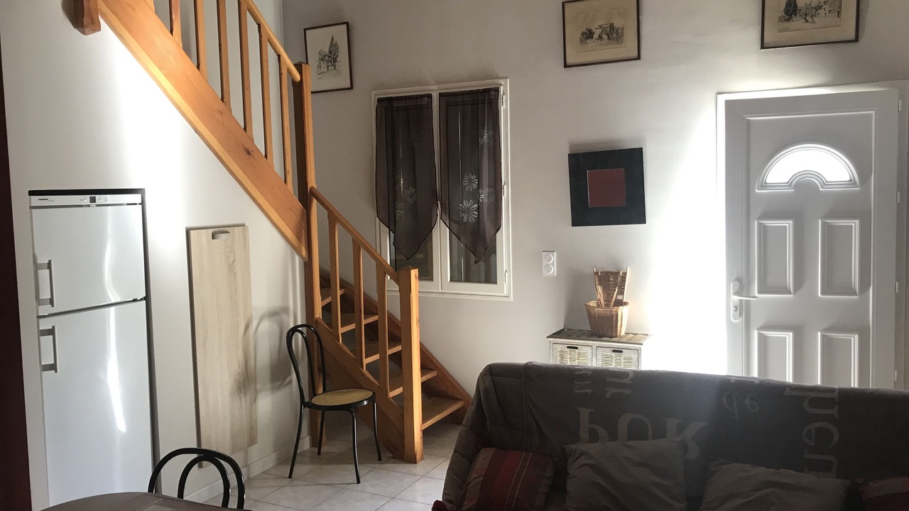 Photo of Livingroom in Mouries