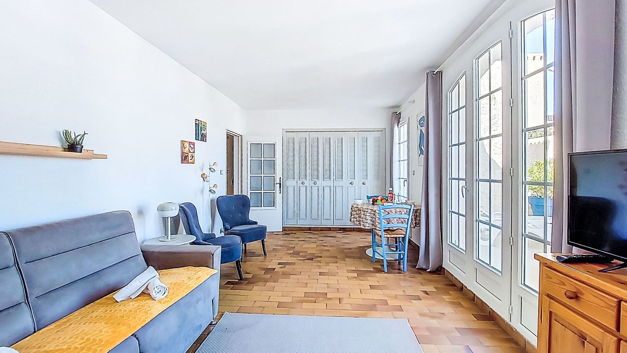 Photo of Bedroom in La Madrague