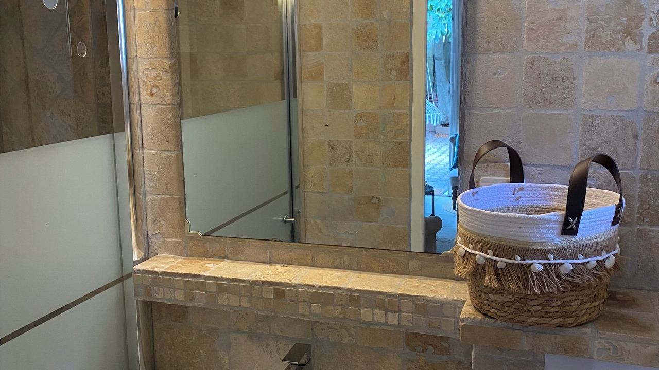 Photo of Bathroom in Maussane