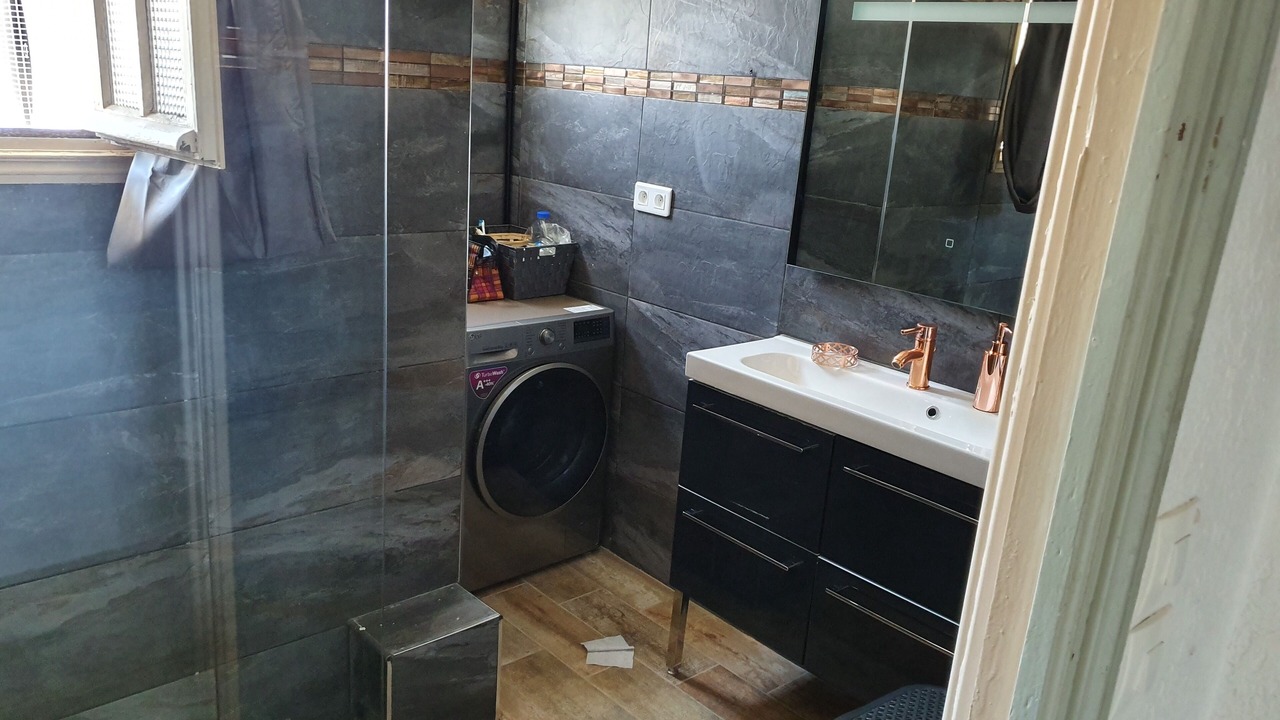 Photo of Bathroom in Saintes-Maries-de-la-Mer