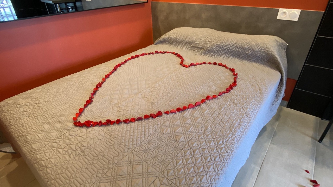 Photo of Bedroom in Naturist Village