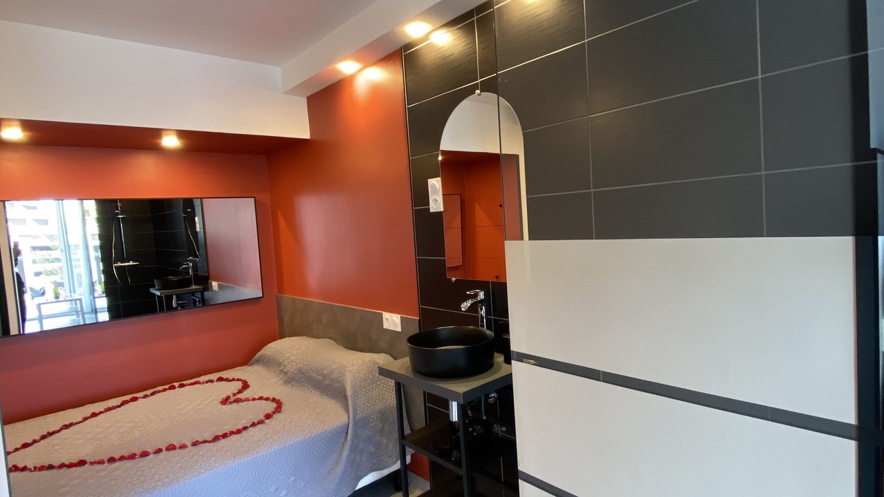 Photo of Bedroom in Naturist Village
