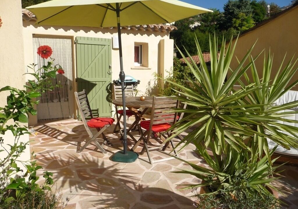 Photo of Outdoor in Saint-Jacques