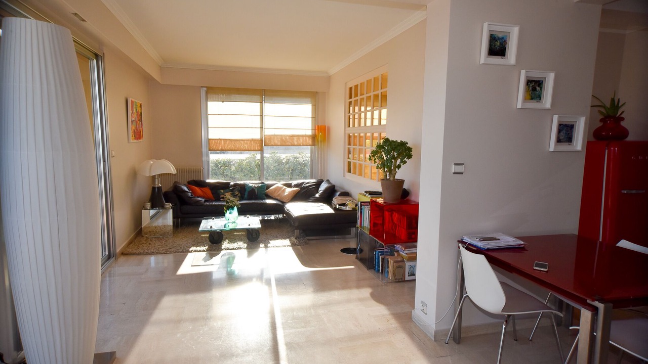 Photo of Livingroom in Perier