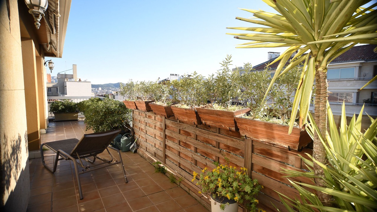 Photo of Outdoor in Perier