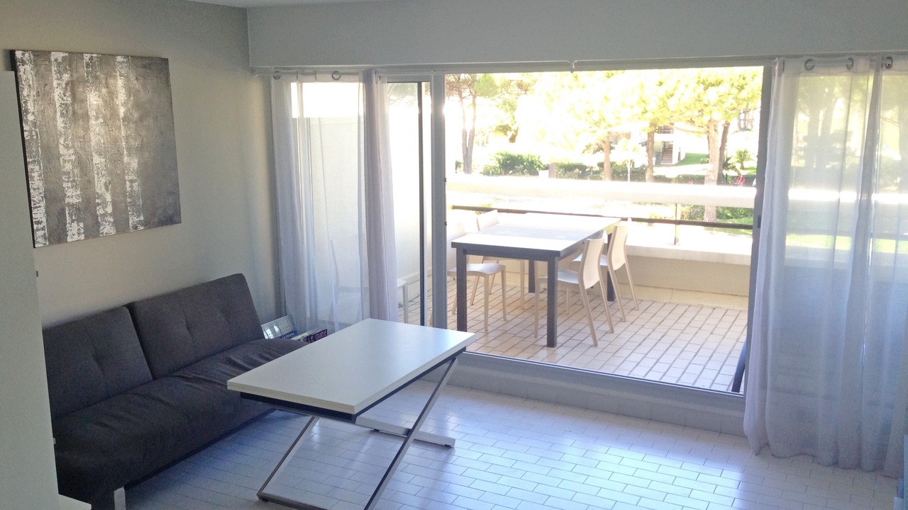 Photo of Livingroom in Le Grau-Du-Roi