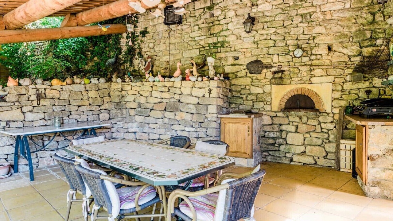 Photo of Outdoor in Saint-Martin-de-Castillon