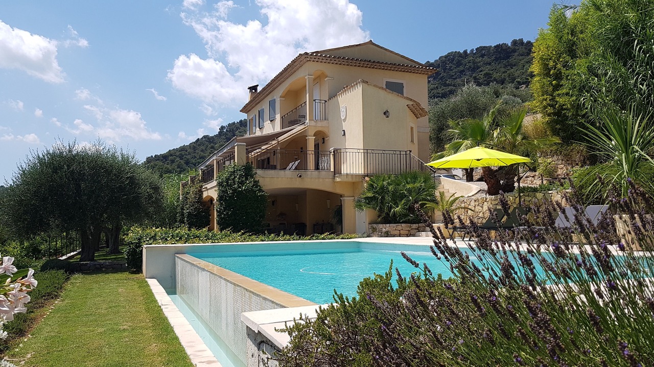 Photo of Outdoor in Saint-Cezaire-sur-Siagne