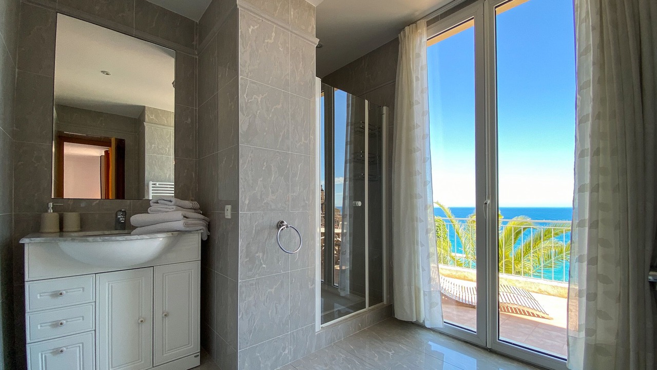 Photo of Bathroom in Menton